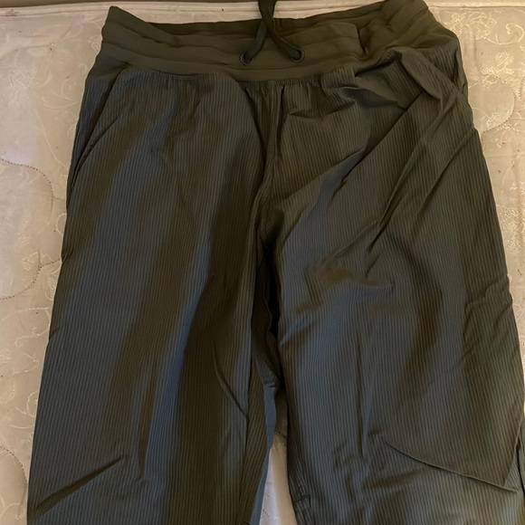 Zyia joggers - Picture 1 of 2
